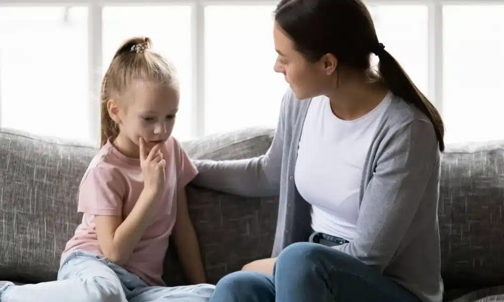 Jak rozmawiać z dziećmi na trudne tematy